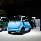 Microlino Lite ra mắt, xe điện tí hon tốc độ 45km/h, người lái chỉ cần trên 14 tuổi