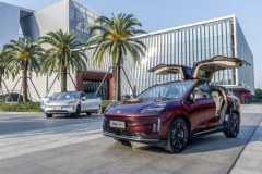 GAC Aion ra mắt Hyper HT cửa cánh chim như Tesla