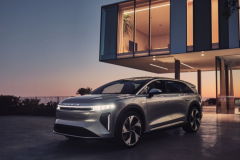 Ra mắt mẫu xe SUV Lucid Gravity công suất 800 mã lực và quãng đường đi được 708 km