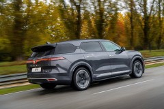 EV, BEV, PHEV, HEV và EREV là gì? Có khác biệt ra sao?