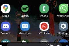 Android Auto cho phép hiển thị hình nền điện thoại trên màn hình trung tâm