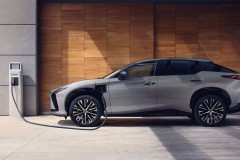Lexus RZ 300e và 450e có thể sớm bán tại Việt Nam