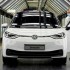 Volkswagen ‘hụt hơi’, sẵn sàng cắt giảm nhân sự để cạnh tranh xe điện với Tesla, BYD