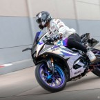 Ngắm bản độ Yamaha R15 v4 "chịu chi" lên đồ loạt phụ kiện đáng giá