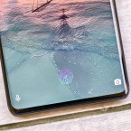 Mở hộp Lava Blaze Curve 5G: Thiết kế như flagship mà giá chỉ 5 triệu đồng