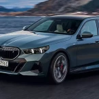 Đánh giá thông số kỹ thuật BMW i5 xDrive40 Touring 2024