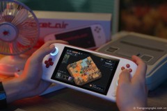 Máy chơi game cầm tay AYANEO Pocket Air bắt đầu giao tới tay người dùng