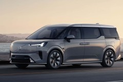 Volvo công bố MPV thuần điện EM90, đi 738km một lần sạc, giá 2.75 tỷ đồng