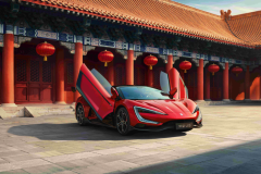 BYD Yangwang U9: Ra mắt siêu xe điện đầu tiên tại Trung Quốc