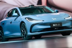 Xe điện pin bán rắn chính thức ra mắt, tầm hoạt động 1000km, ngang cỡ Toyota Camry