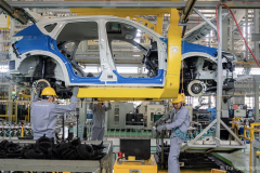 Chính sách ưu đãi giảm 50% lệ phí trước bạ xe sản xuất trong nước nhằm kích cầu ngành ô tô