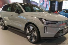 Volvo EX90: Thiết kế nội thất và tính năng vượt trội của SUV điện hạng sang