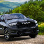 RAM ra mắt dòng xe EREV bán tải 2025 Ram 1500 Ramcharger