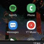 Android Auto cho phép hiển thị hình nền điện thoại trên màn hình trung tâm