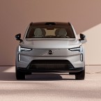 Volvo EM90 đi được bao nhiêu km sau mỗi lần sạc?