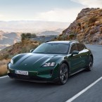 Porsche Taycan 2025 ra mắt, công suất đạt 938 mã lực, pin lớn 105 kWh, giá từ 2.4 tỷ đồng