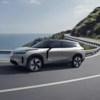 Lynk & Co 08 EM-P bản nâng cấp ra mắt với giá 24.900 USD