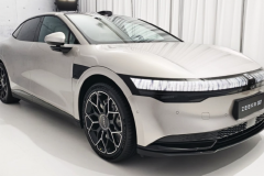 Lộ diện hình ảnh đầu tiên dòng Sedan Zeekr 007