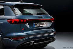 Q6 e-tron đánh dấu thay đổi lớn trong cách đặt tên sản phẩm của Audi