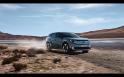 Đánh giá Ford Explorer Extended Range AWD