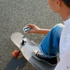 Insta360 giới thiệu camera hành động Insta360 Go 3 kèm phụ kiện Action Pod có màn hình