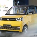 Xe điện giá rẻ Wuling Hongguang Mini EV ra mắt, pin tối đa 170km, giá từ 239 triệu đồng