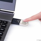 Lexar giới thiệu ổ cứng di động JumpDrive F35 với bảo mật vân tay, giá từ 1.3 triệu đồng