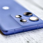 Cận cảnh Motorola Edge 50 Pro vừa ra mắt, màn hình cong 144 Hz, sạc nhanh 125W