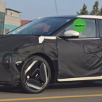 Lộ diện hình ảnh đầu tiên chiếc xe Kia EV4 hatchback tại Hàn Quốc