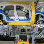 Chính sách ưu đãi giảm 50% lệ phí trước bạ xe sản xuất trong nước nhằm kích cầu ngành ô tô