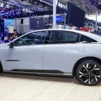 Mazda EZ-6 công bố giá bán từ 498 triệu đồng, sedan điện đi tối đa 1301 km