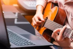 Top 3 ứng dụng học đàn guitar miễn phí trên điện thoại dành cho người mới