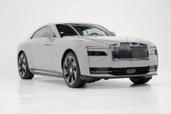 Chủ xe rao bán Rolls-Royce Spectre mới chạy 160km