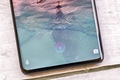 Mở hộp Lava Blaze Curve 5G: Thiết kế như flagship mà giá chỉ 5 triệu đồng