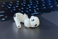 Tính năng Headphone Accommodations tối ưu âm thanh được cập nhật trên macOS Sequoia Beta 2