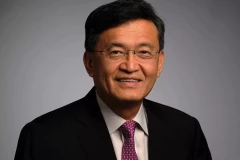 Intel bổ nhiệm Lip-Bu Tan làm CEO mới: Kỳ vọng đổi mới và phục hồi vị thế