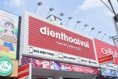 Màn hình laptop bị sọc, đen, vỡ - sửa hay thay mới?