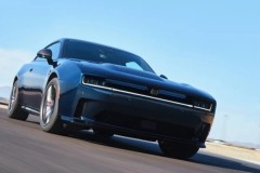 Stellantis bắt đầu thử nghiệm pin thể rắn trên mẫu xe điện Dodge Charger