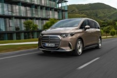 Mercedes-Benz VLE 300 chính thức ra mắt, VLE 400 sẽ theo sau