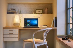 Microsoft gia hạn hỗ trợ Windows 10 thêm một năm