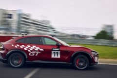 Xiaomi ứng dụng bài học từ Nurburgring vào sản xuất xe điện
