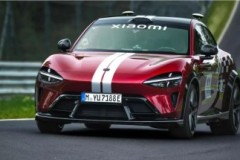 Xiaomi YU7 GT lập kỷ lục vòng đua tự lái đầu tiên tại Nurburgring