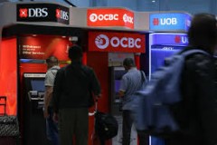 Cổ phiếu ngân hàng Singapore đạt đỉnh mới nhờ dòng vốn tổ chức