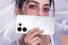 Oppo ra mắt smartphone 5G Reno 16C với pin 7000mAh và camera telephoto 50MP