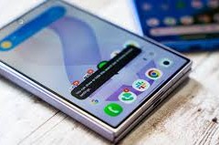 Samsung cập nhật One UI 9 với thanh tìm kiếm Google trên màn hình chính