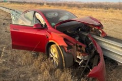 Sự gia tăng bất thường trong số vụ tai nạn của Tesla