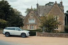 Temu Range Rover: Jaecoo 7 dẫn đầu thị trường ô tô Anh