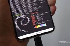 Ứng dụng Terminal Linux trên Android 17 QPR1 Beta 6 có thêm tính năng tùy chỉnh