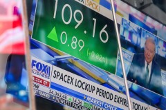 Alphabet thu về 94 tỷ USD từ đầu tư vào SpaceX