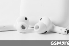 Apple AirPods mới với camera xuất hiện trong video rò rỉ